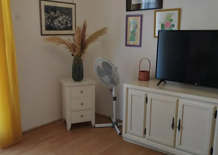 Apartmani Lovor